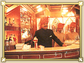 Palace On Wheels : Bar